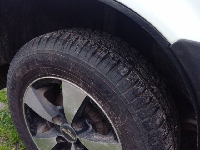 Белый ВАЗ 2108, объемом двигателя 1.5 л и пробегом 100 тыс. км за 851 $, фото 2 на Automoto.ua