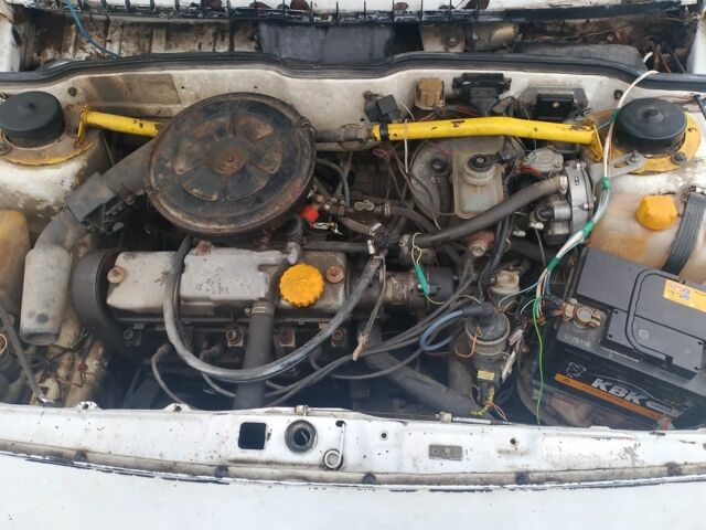 Белый ВАЗ 2108, объемом двигателя 1 л и пробегом 175 тыс. км за 600 $, фото 3 на Automoto.ua