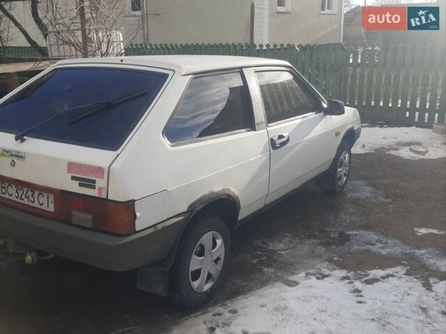 Белый ВАЗ 2108, объемом двигателя 1.5 л и пробегом 29 тыс. км за 1100 $, фото 1 на Automoto.ua