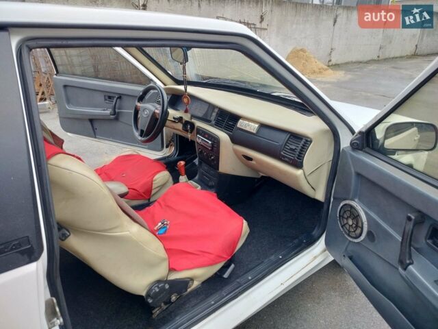 Білий ВАЗ 2108, об'ємом двигуна 1.29 л та пробігом 328 тис. км за 1500 $, фото 11 на Automoto.ua