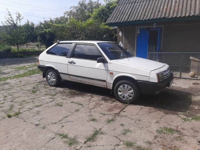 Белый ВАЗ 2108, объемом двигателя 0 л и пробегом 200 тыс. км за 483 $, фото 1 на Automoto.ua