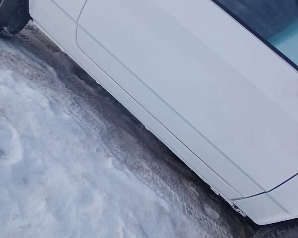 Белый ВАЗ 2108, объемом двигателя 0 л и пробегом 320 тыс. км за 650 $, фото 2 на Automoto.ua