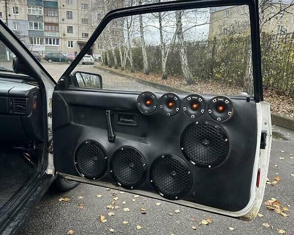 Білий ВАЗ 2108, об'ємом двигуна 1.6 л та пробігом 200 тис. км за 2500 $, фото 12 на Automoto.ua