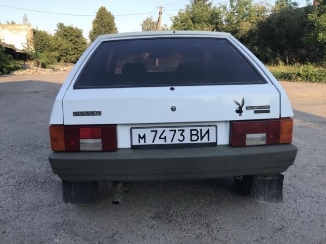 Белый ВАЗ 2108, объемом двигателя 0 л и пробегом 211 тыс. км за 1150 $, фото 2 на Automoto.ua