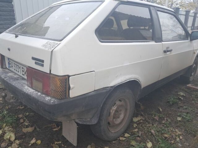 Белый ВАЗ 2108, объемом двигателя 1 л и пробегом 55 тыс. км за 477 $, фото 5 на Automoto.ua