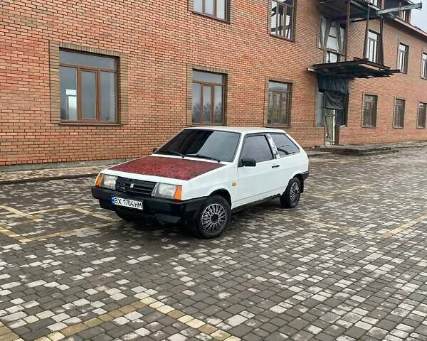 Белый ВАЗ 2108, объемом двигателя 1.29 л и пробегом 95 тыс. км за 950 $, фото 4 на Automoto.ua