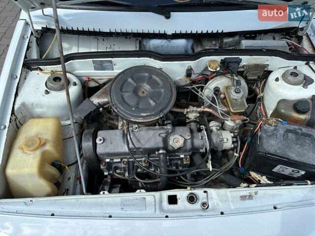 Белый ВАЗ 2108, объемом двигателя 1.3 л и пробегом 168 тыс. км за 1350 $, фото 9 на Automoto.ua