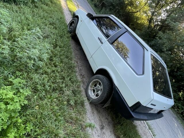 Білий ВАЗ 2108, об'ємом двигуна 1.5 л та пробігом 70 тис. км за 1500 $, фото 2 на Automoto.ua