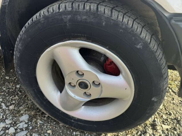 Белый ВАЗ 2108, объемом двигателя 1.3 л и пробегом 150 тыс. км за 650 $, фото 4 на Automoto.ua