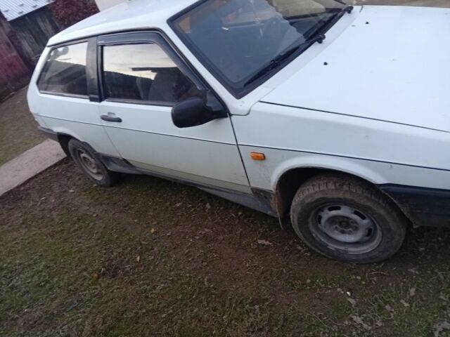 ВАЗ 2108 1991 в Коломые на Automoto.ua Белый ВАЗ 2108, объемом двигателя 1 л и пробегом 4 тыс. км за 800 $, фото 3 на Automoto.ua