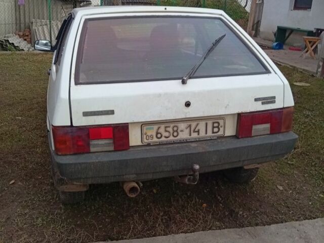 ВАЗ 2108 1991 в Коломые на Automoto.ua Белый ВАЗ 2108, объемом двигателя 1 л и пробегом 4 тыс. км за 800 $, фото 6 на Automoto.ua