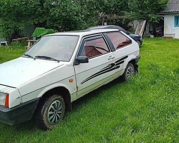 Белый ВАЗ 2108, объемом двигателя 1.29 л и пробегом 58 тыс. км за 650 $, фото 3 на Automoto.ua
