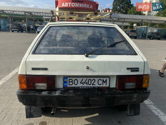 Белый ВАЗ 2108, объемом двигателя 1.3 л и пробегом 72 тыс. км за 950 $, фото 3 на Automoto.ua