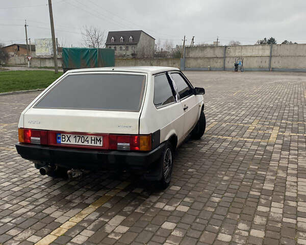 Белый ВАЗ 2108, объемом двигателя 1.5 л и пробегом 90 тыс. км за 850 $, фото 10 на Automoto.ua