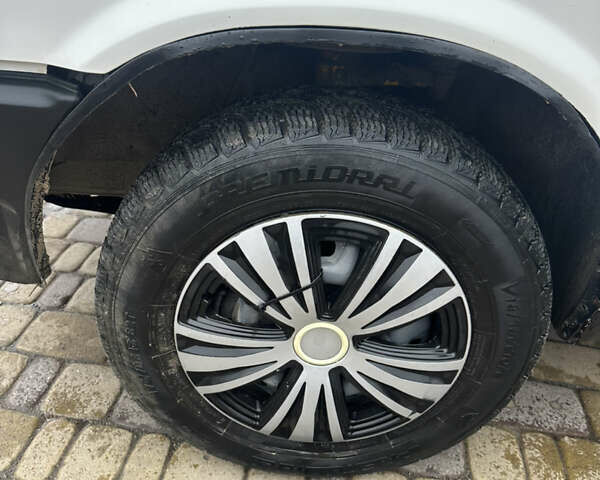 Белый ВАЗ 2108, объемом двигателя 1.29 л и пробегом 150 тыс. км за 700 $, фото 6 на Automoto.ua