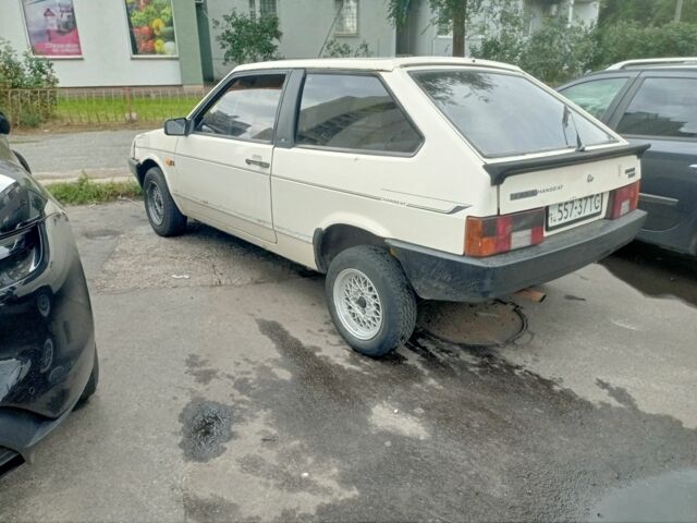 Белый ВАЗ 2108, объемом двигателя 1.1 л и пробегом 98 тыс. км за 1050 $, фото 1 на Automoto.ua