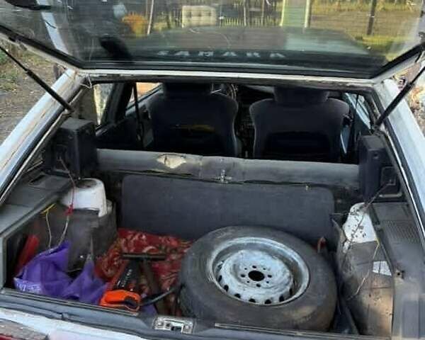 Белый ВАЗ 2108, объемом двигателя 0 л и пробегом 260 тыс. км за 607 $, фото 2 на Automoto.ua