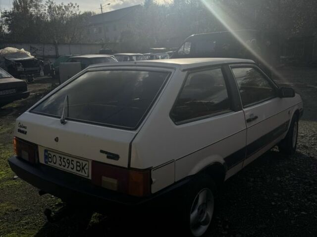 Белый ВАЗ 2108, объемом двигателя 1.3 л и пробегом 150 тыс. км за 650 $, фото 3 на Automoto.ua