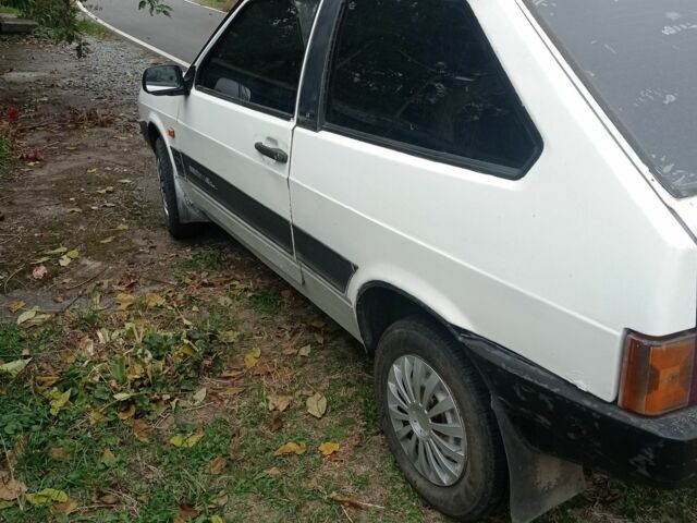 Білий ВАЗ 2108, об'ємом двигуна 1.3 л та пробігом 250 тис. км за 408 $, фото 3 на Automoto.ua