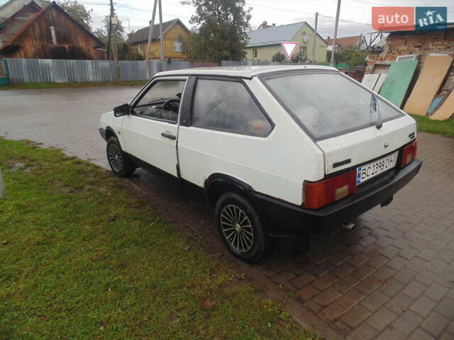 Белый ВАЗ 2108, объемом двигателя 1.3 л и пробегом 140 тыс. км за 600 $, фото 7 на Automoto.ua