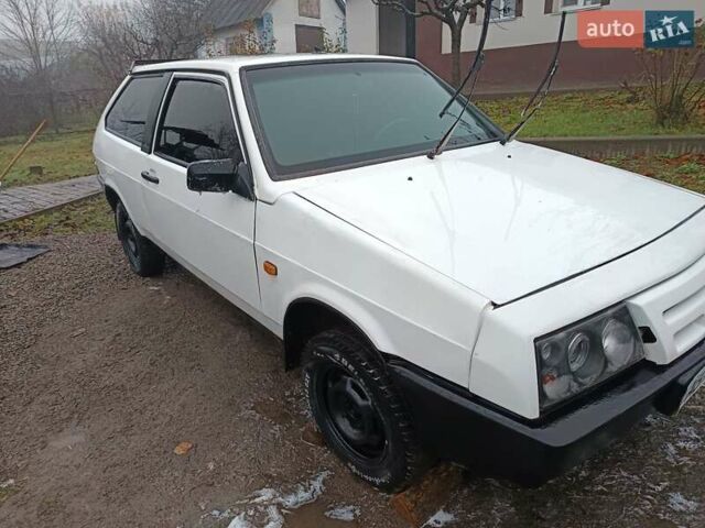 Белый ВАЗ 2108, объемом двигателя 1.1 л и пробегом 69 тыс. км за 1100 $, фото 6 на Automoto.ua