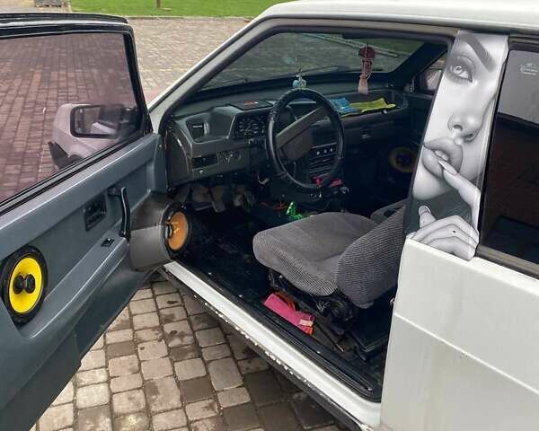Белый ВАЗ 2108, объемом двигателя 1.29 л и пробегом 95 тыс. км за 950 $, фото 12 на Automoto.ua