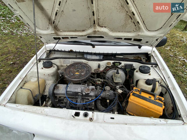 Белый ВАЗ 2108, объемом двигателя 1.29 л и пробегом 300 тыс. км за 650 $, фото 10 на Automoto.ua