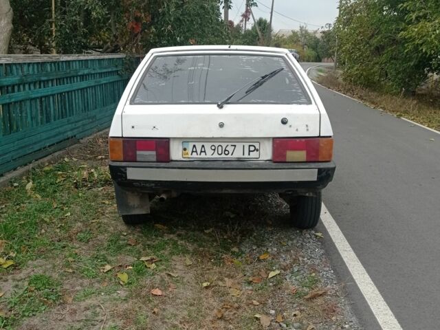 Білий ВАЗ 2108, об'ємом двигуна 1.3 л та пробігом 250 тис. км за 408 $, фото 2 на Automoto.ua