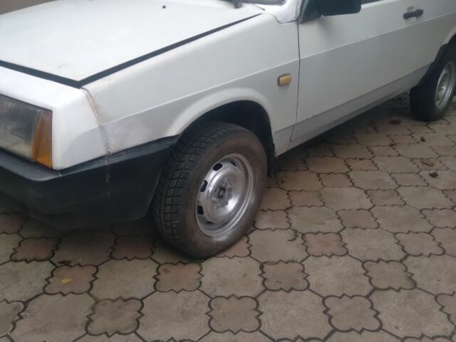 Белый ВАЗ 2108, объемом двигателя 1.5 л и пробегом 8 тыс. км за 400 $, фото 7 на Automoto.ua