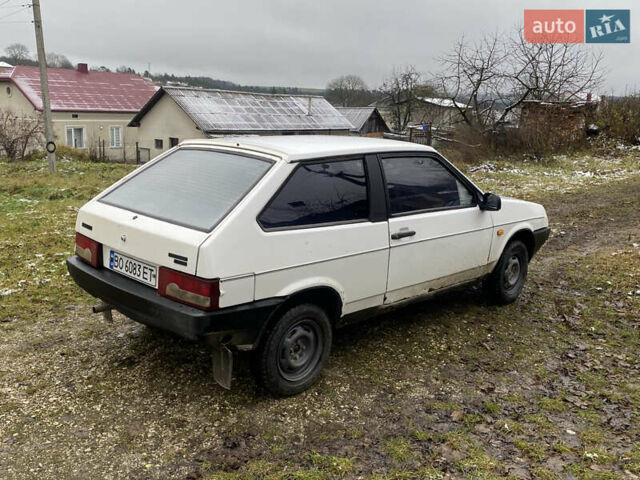 Белый ВАЗ 2108, объемом двигателя 1.29 л и пробегом 300 тыс. км за 650 $, фото 6 на Automoto.ua