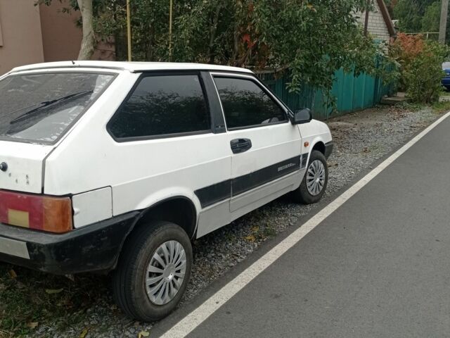 Білий ВАЗ 2108, об'ємом двигуна 1.3 л та пробігом 250 тис. км за 408 $, фото 1 на Automoto.ua