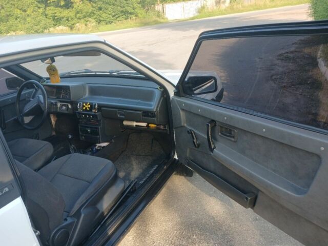 Белый ВАЗ 2108, объемом двигателя 0 л и пробегом 1000 тыс. км за 1400 $, фото 3 на Automoto.ua