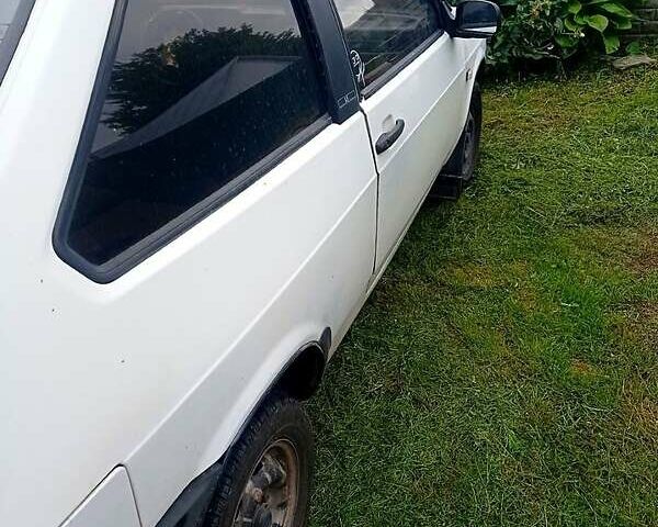 Белый ВАЗ 2108, объемом двигателя 1.3 л и пробегом 10 тыс. км за 1150 $, фото 3 на Automoto.ua