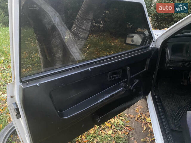 Белый ВАЗ 2108, объемом двигателя 1.5 л и пробегом 100 тыс. км за 550 $, фото 7 на Automoto.ua