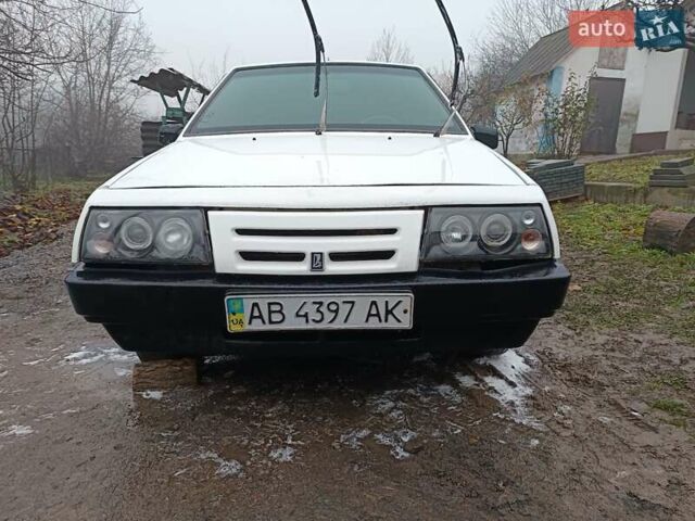 Белый ВАЗ 2108, объемом двигателя 1.1 л и пробегом 69 тыс. км за 1100 $, фото 4 на Automoto.ua