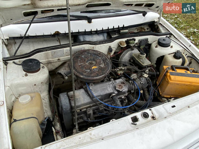 Белый ВАЗ 2108, объемом двигателя 1.29 л и пробегом 300 тыс. км за 650 $, фото 13 на Automoto.ua