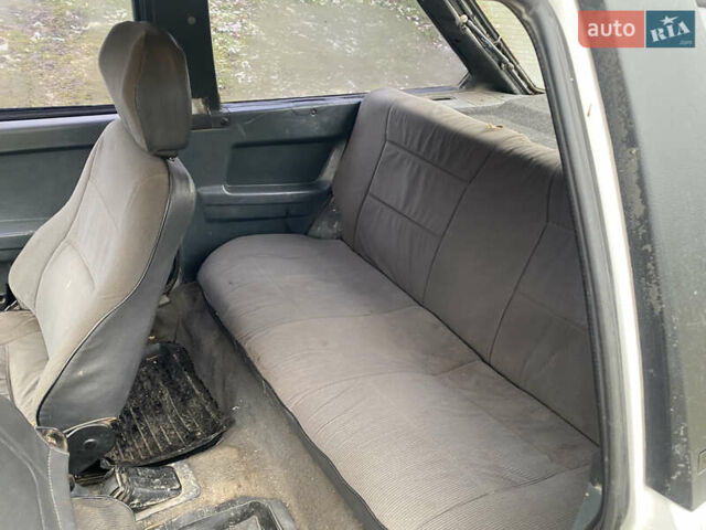 Белый ВАЗ 2108, объемом двигателя 1.29 л и пробегом 300 тыс. км за 650 $, фото 9 на Automoto.ua