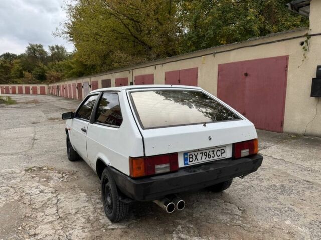 ВАЗ 2108 1991 в Каменце-Подольском на Automoto.ua Белый ВАЗ 2108, объемом двигателя 1.5 л и пробегом 100 тыс. км за 550 $, фото 3 на Automoto.ua