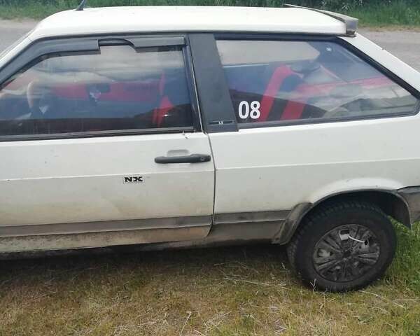 Белый ВАЗ 2108, объемом двигателя 1.3 л и пробегом 50 тыс. км за 1199 $, фото 2 на Automoto.ua