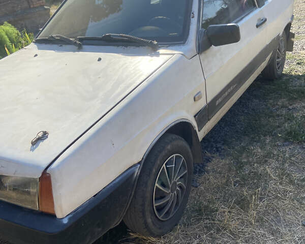 Білий ВАЗ 2108, об'ємом двигуна 1.3 л та пробігом 100 тис. км за 700 $, фото 2 на Automoto.ua
