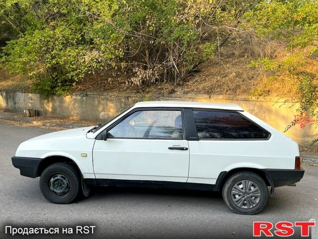 Белый ВАЗ 2108, объемом двигателя 1.5 л и пробегом 368 тыс. км за 799 $, фото 1 на Automoto.ua