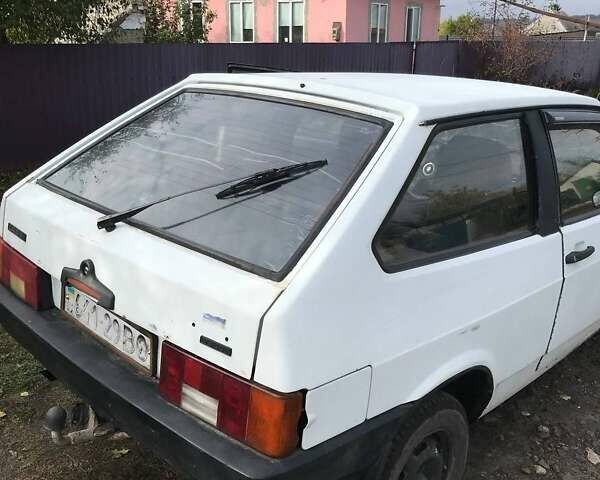 Белый ВАЗ 2108, объемом двигателя 1.3 л и пробегом 380 тыс. км за 591 $, фото 1 на Automoto.ua