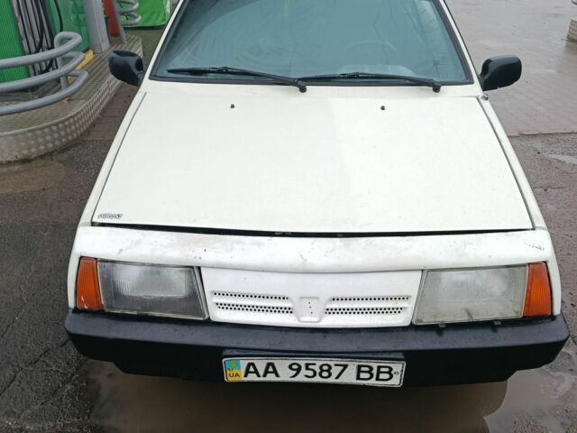 Білий ВАЗ 2108, об'ємом двигуна 1.29 л та пробігом 400 тис. км за 591 $, фото 7 на Automoto.ua