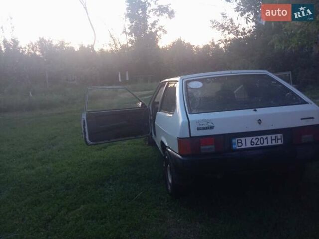 Білий ВАЗ 2108, об'ємом двигуна 1.5 л та пробігом 350 тис. км за 700 $, фото 2 на Automoto.ua