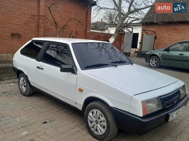 Белый ВАЗ 2108, объемом двигателя 1.5 л и пробегом 333 тыс. км за 600 $, фото 6 на Automoto.ua