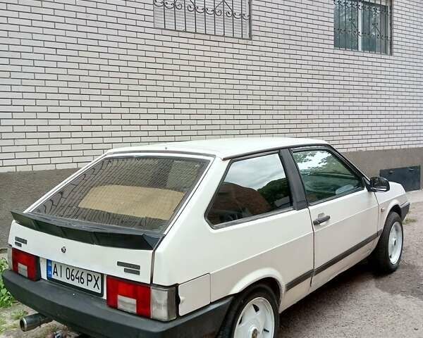Белый ВАЗ 2108, объемом двигателя 1.29 л и пробегом 250 тыс. км за 950 $, фото 3 на Automoto.ua
