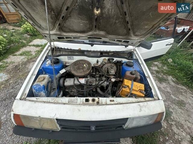 Білий ВАЗ 2108, об'ємом двигуна 1.1 л та пробігом 41 тис. км за 781 $, фото 5 на Automoto.ua