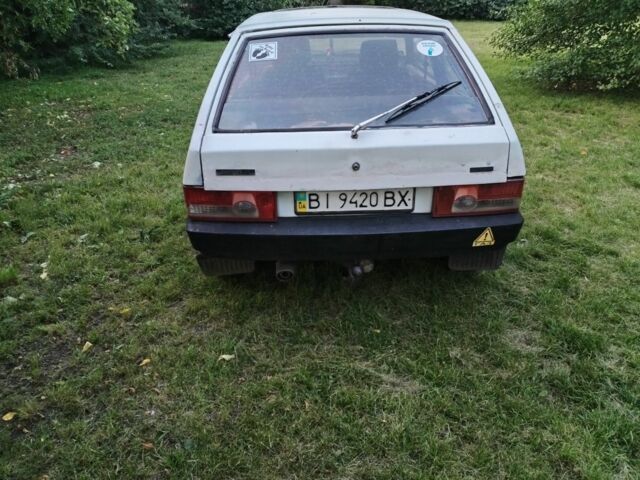 Белый ВАЗ 2108, объемом двигателя 1 л и пробегом 176 тыс. км за 470 $, фото 2 на Automoto.ua
