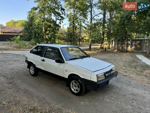 Белый ВАЗ 2108, объемом двигателя 1.4 л и пробегом 180 тыс. км за 1100 $, фото 8 на Automoto.ua
