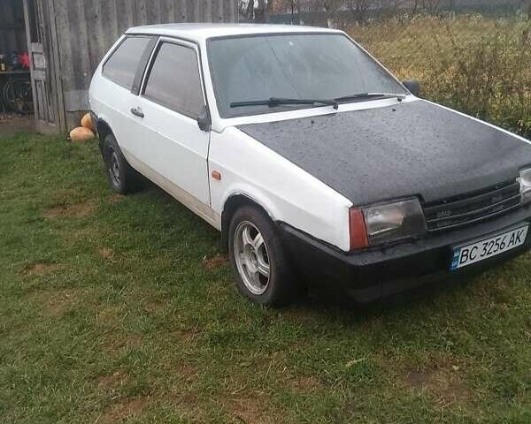 Белый ВАЗ 2108, объемом двигателя 1.5 л и пробегом 34 тыс. км за 1100 $, фото 5 на Automoto.ua